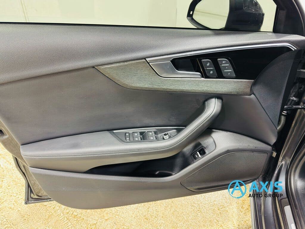 Vehicle view 23