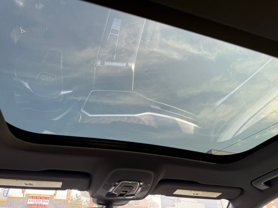 Vehicle view 17