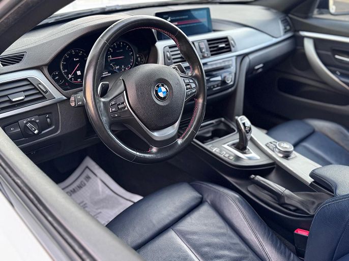 Vehicle view 14