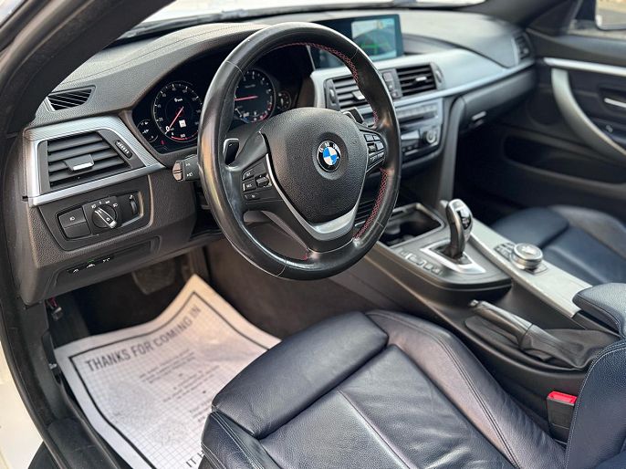 Vehicle view 17