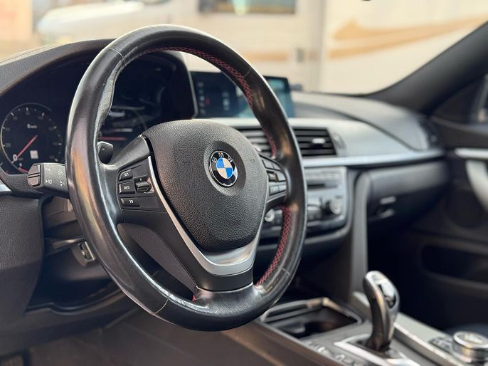Vehicle view 19