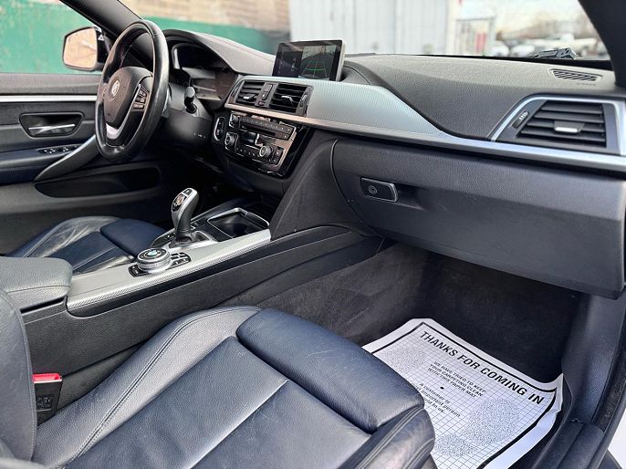 Vehicle view 32