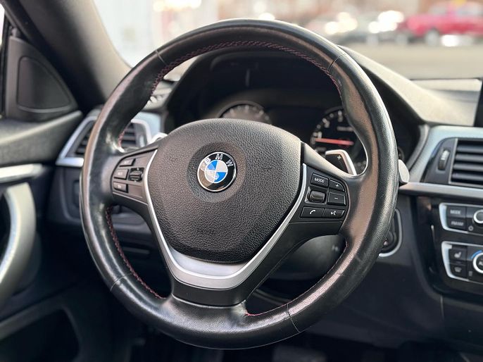 Vehicle view 35