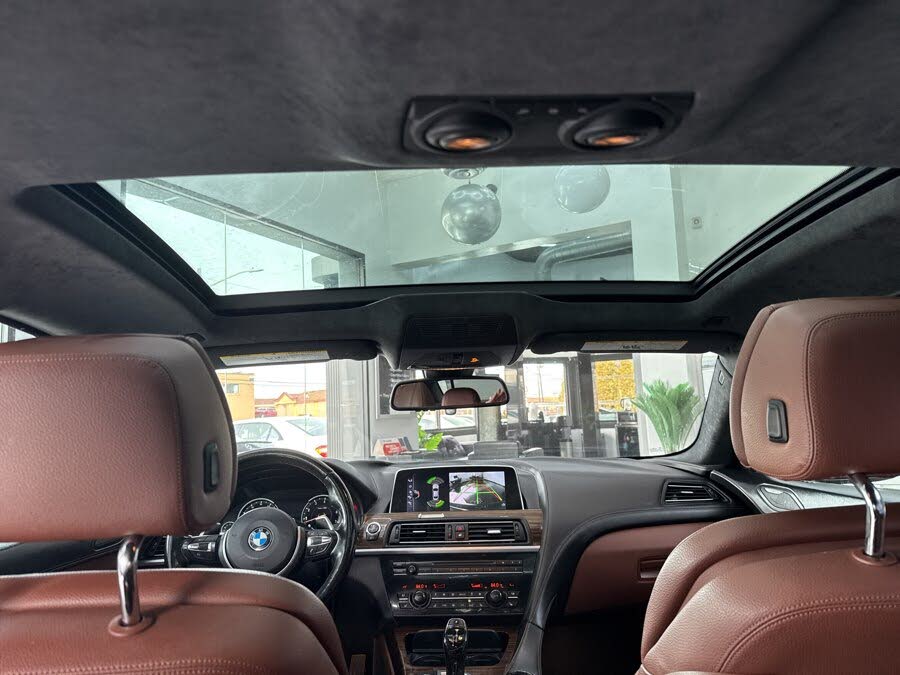 Vehicle view 11