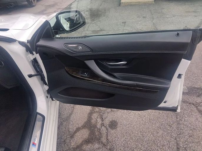 Vehicle view 20