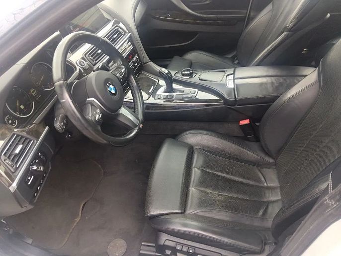 Vehicle view 9