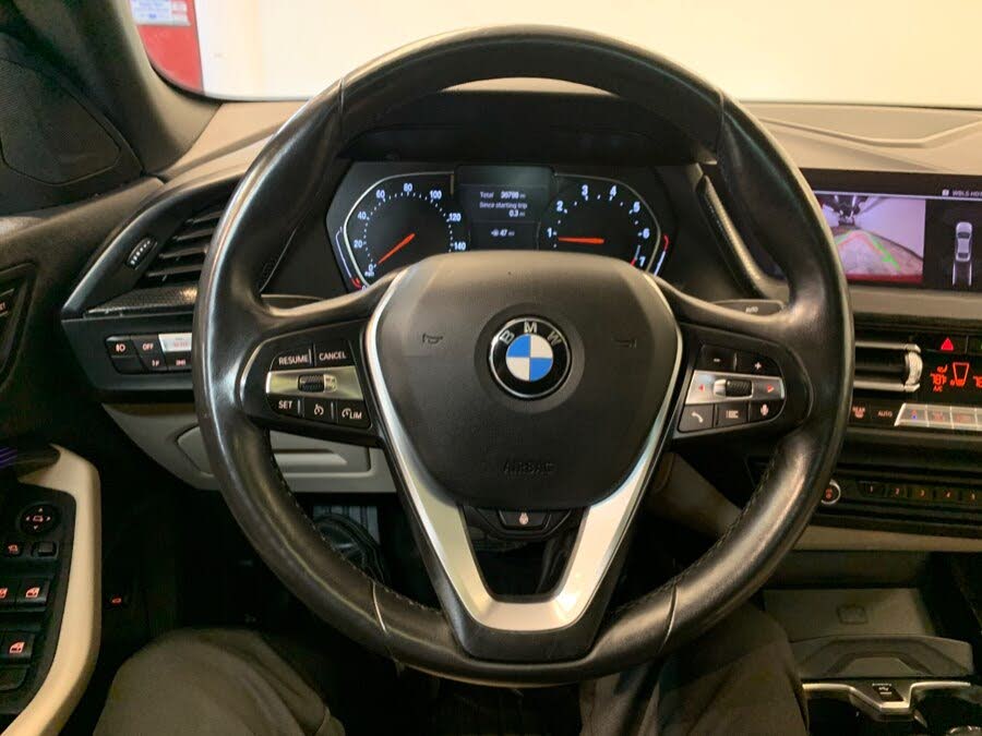 Vehicle view 17