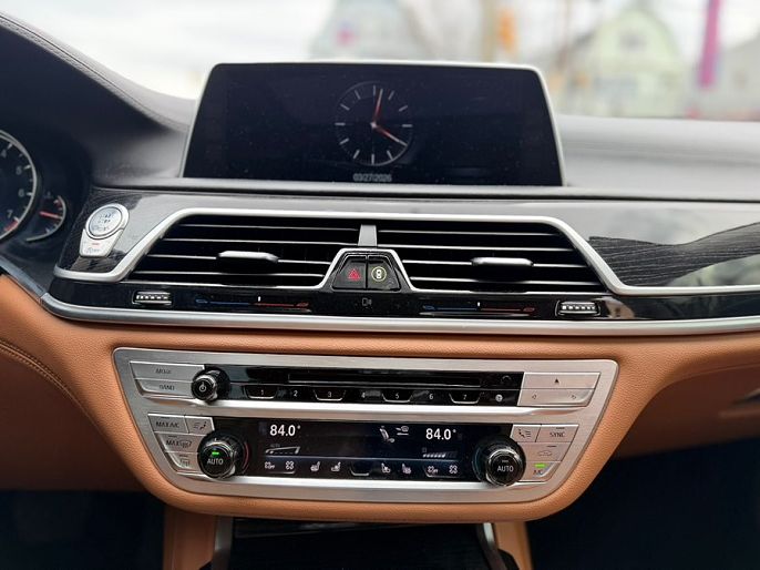 Vehicle view 16