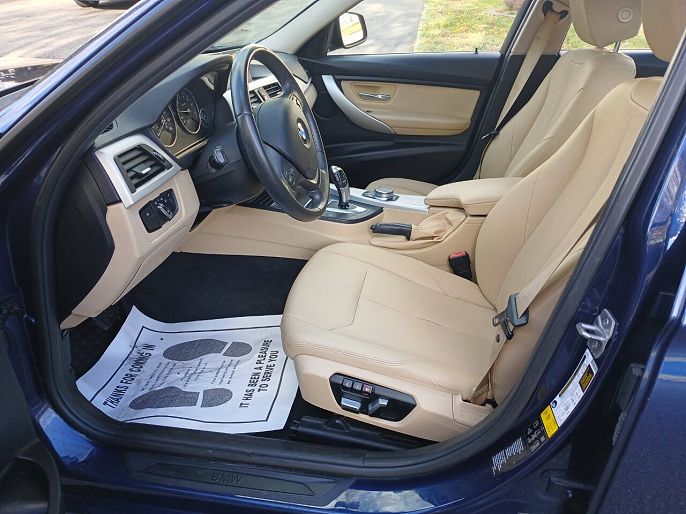 Vehicle view 17