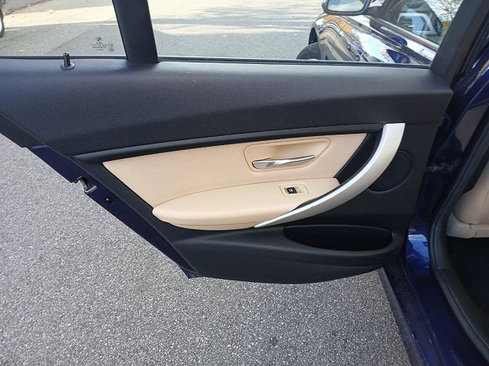 Vehicle view 23