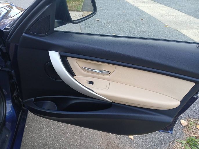 Vehicle view 33
