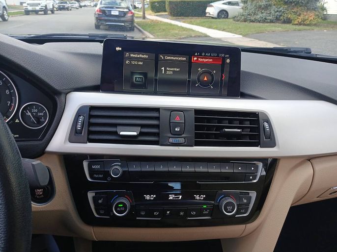 Vehicle view 59