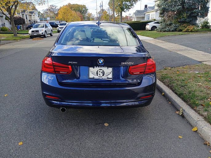 Vehicle view 9