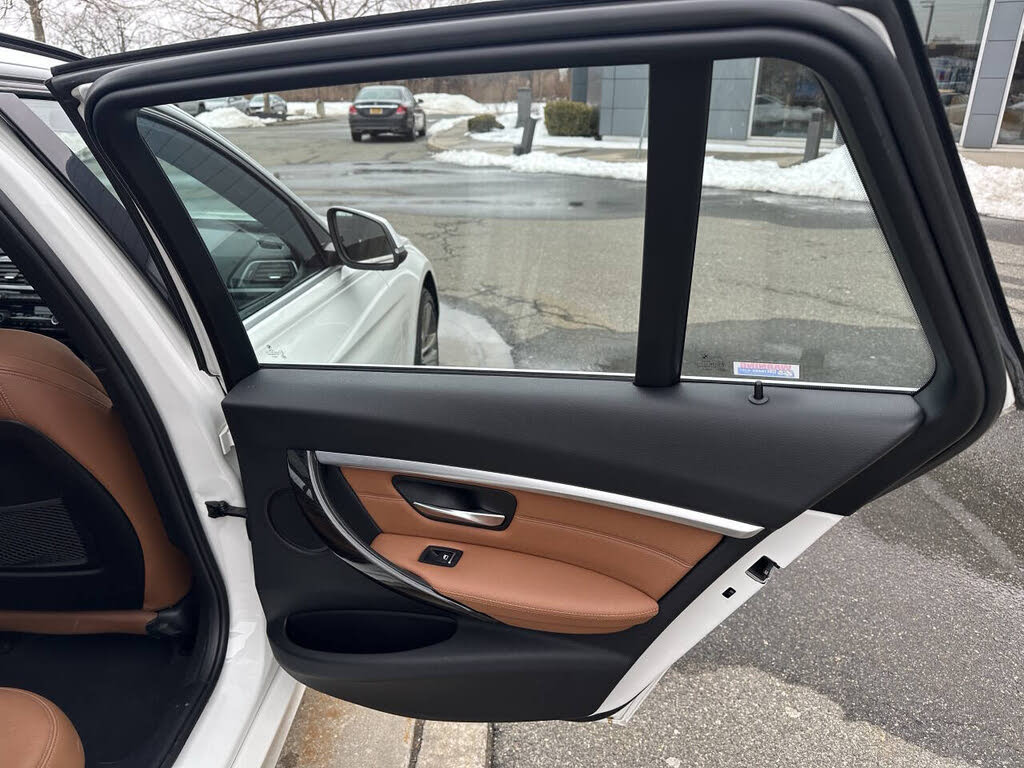 Vehicle view 19