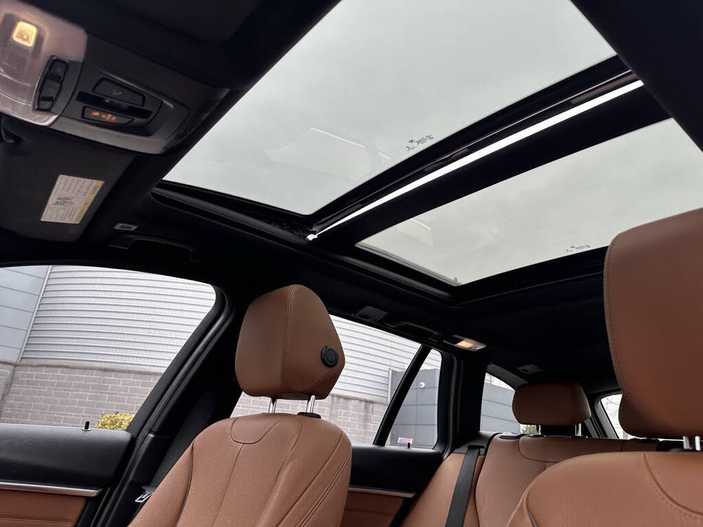 Vehicle view 31