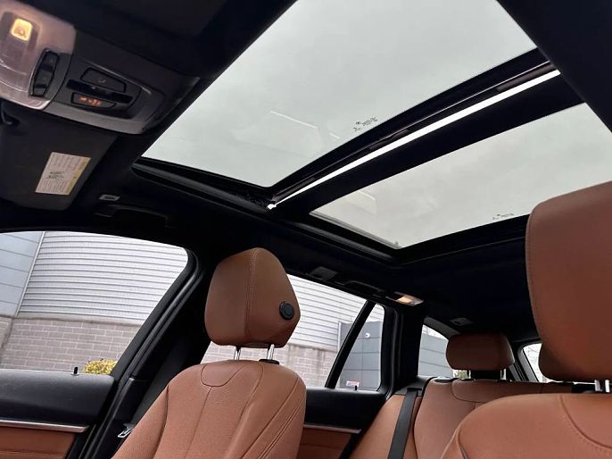 Vehicle view 76