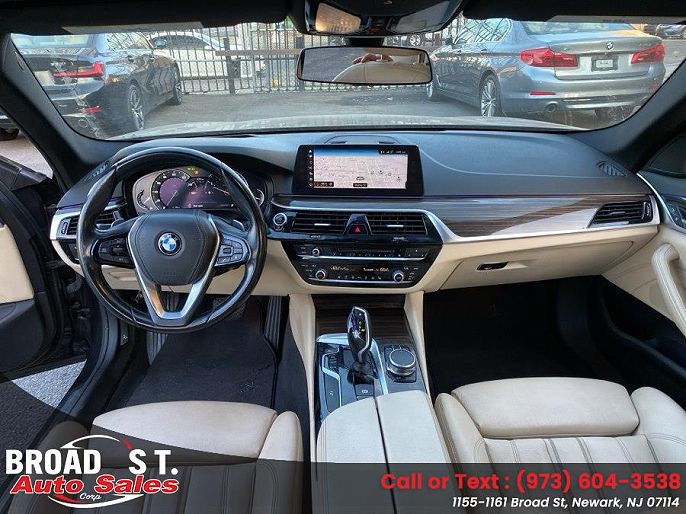 Vehicle view 23