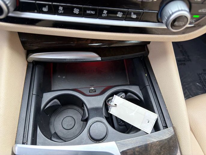 Vehicle view 16
