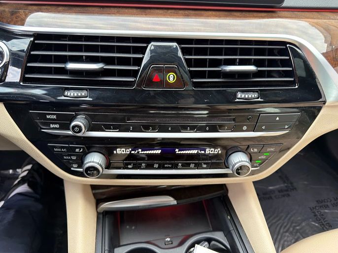 Vehicle view 18