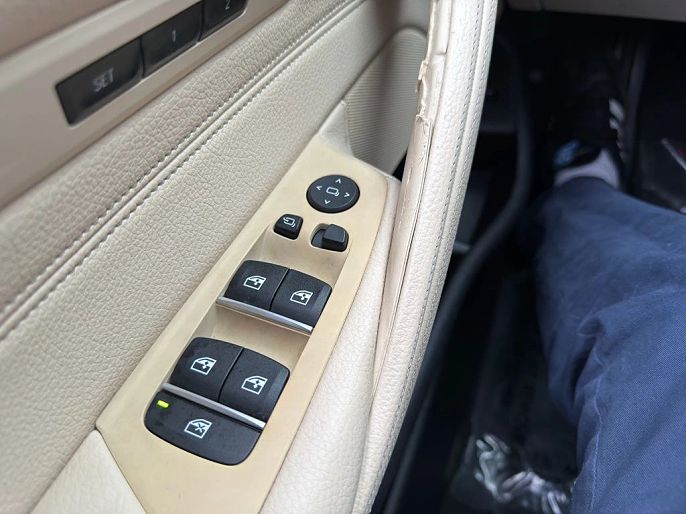 Vehicle view 22