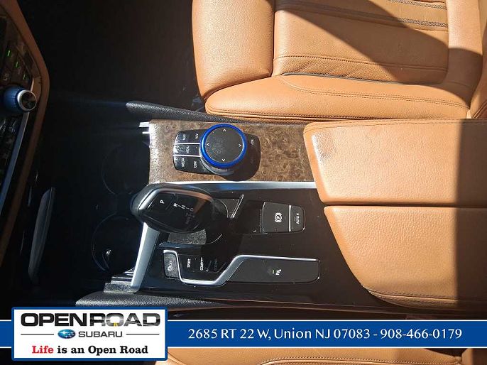 Vehicle view 25