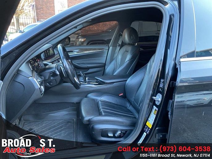 Vehicle view 29