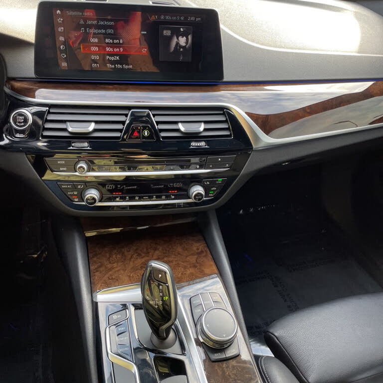 Vehicle view 16