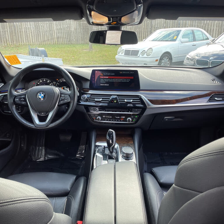 Vehicle view 17