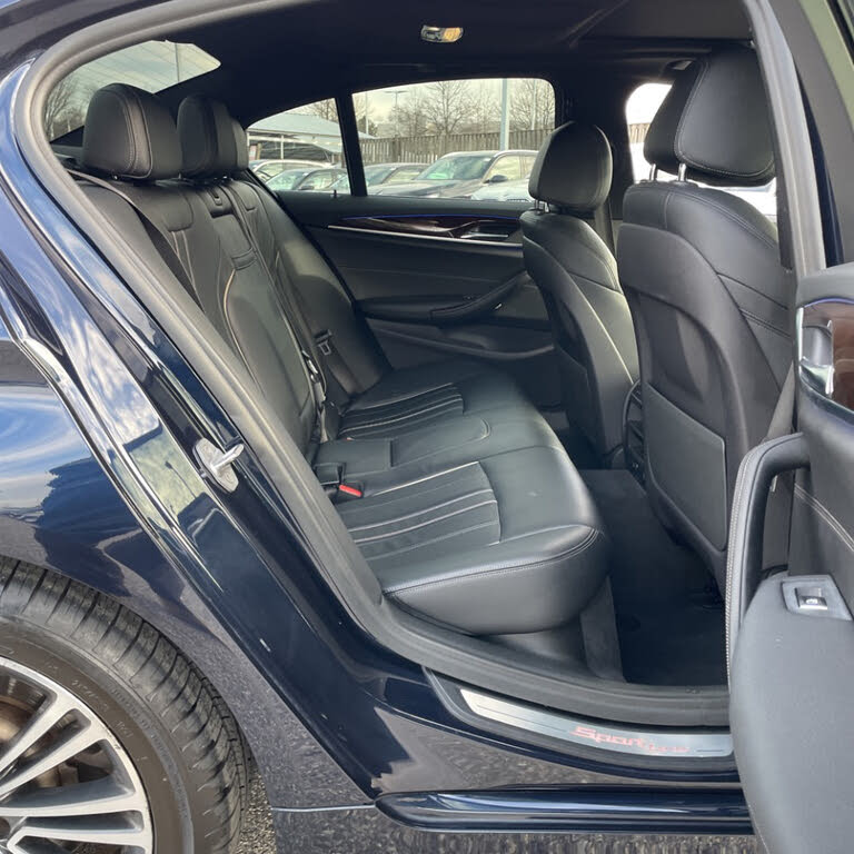 Vehicle view 19