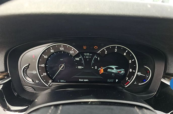 Vehicle view 4