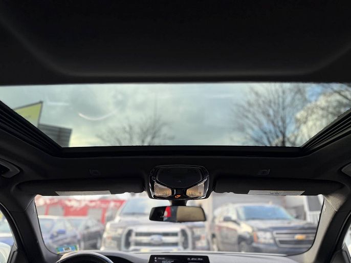 Vehicle view 15