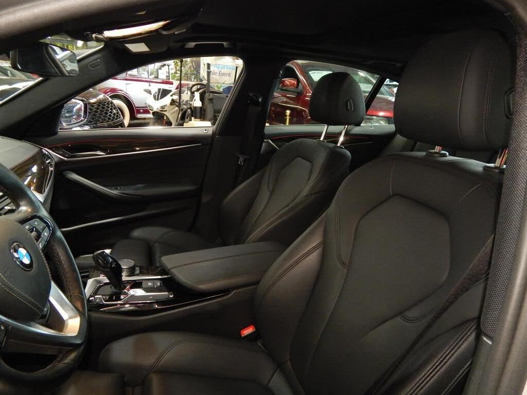 Vehicle view 16
