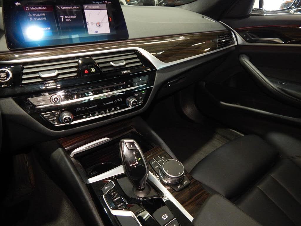 Vehicle view 18