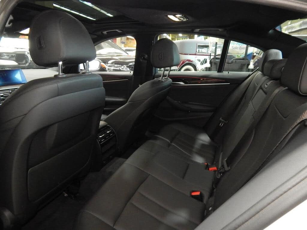 Vehicle view 27
