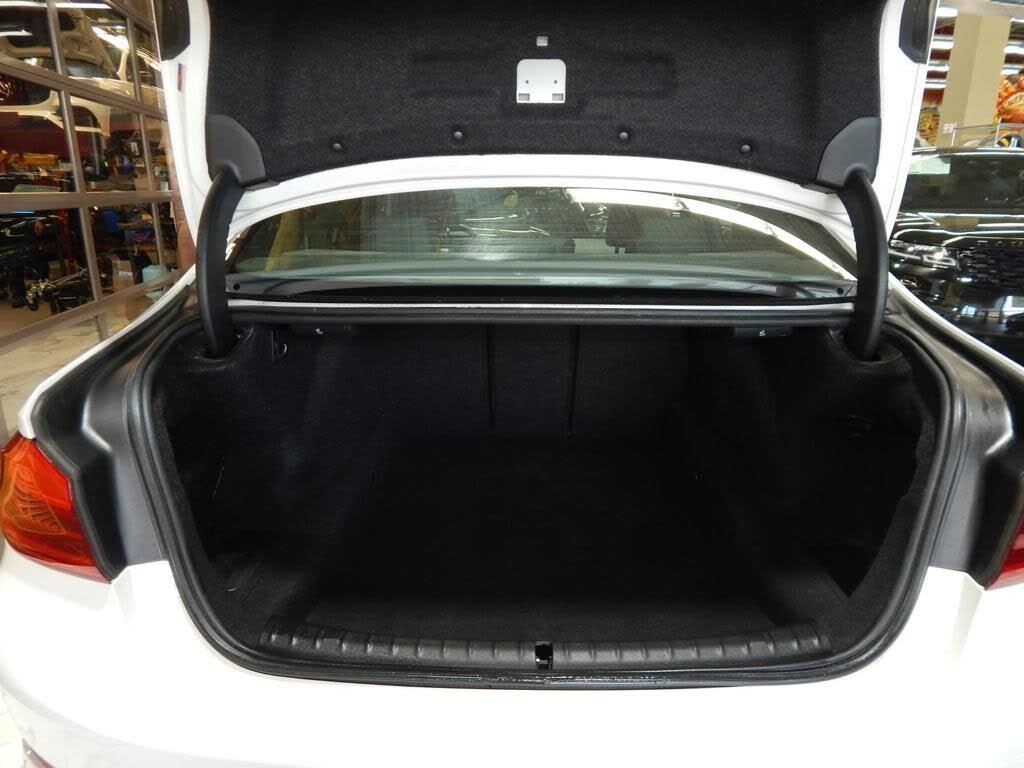 Vehicle view 6
