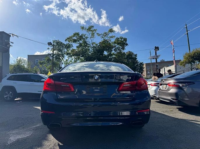 Vehicle view 12