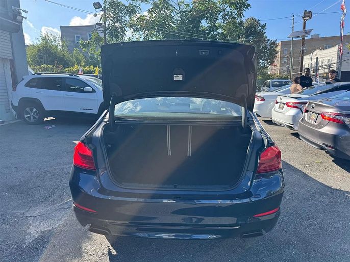 Vehicle view 14