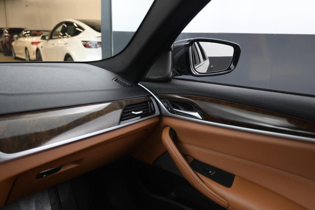 Vehicle view 22