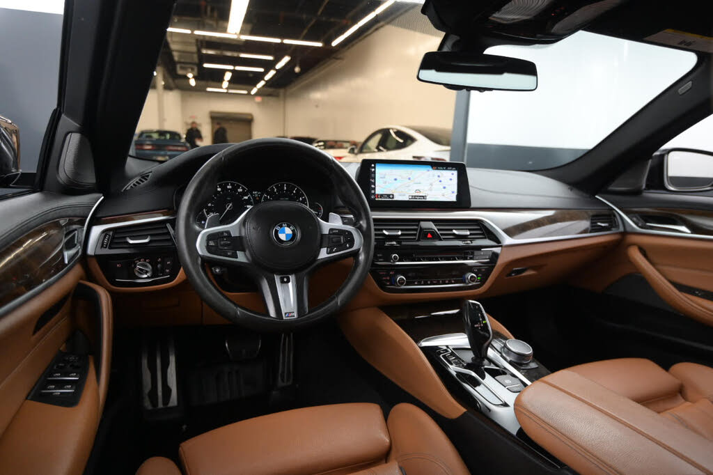 Vehicle view 27