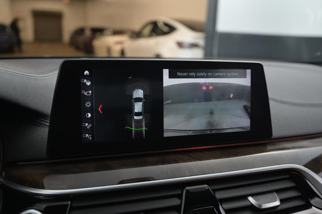 Vehicle view 34