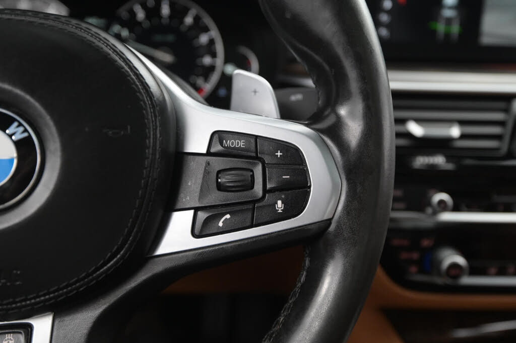 Vehicle view 37