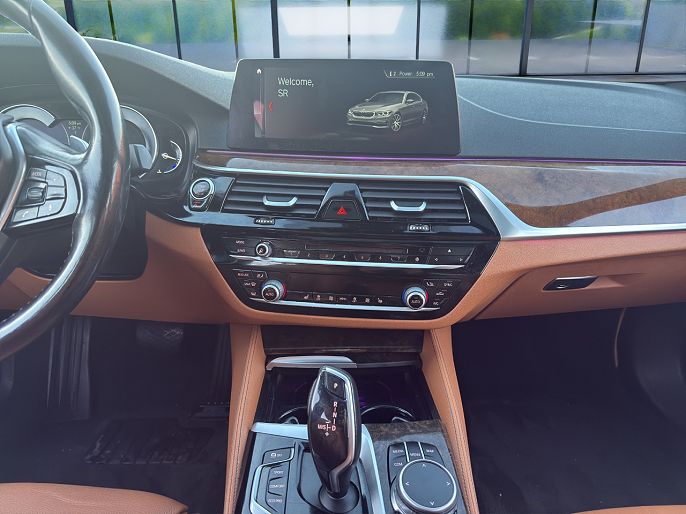 Vehicle view 15