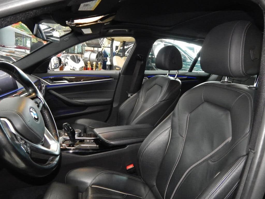 Vehicle view 15