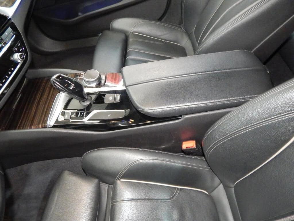 Vehicle view 16