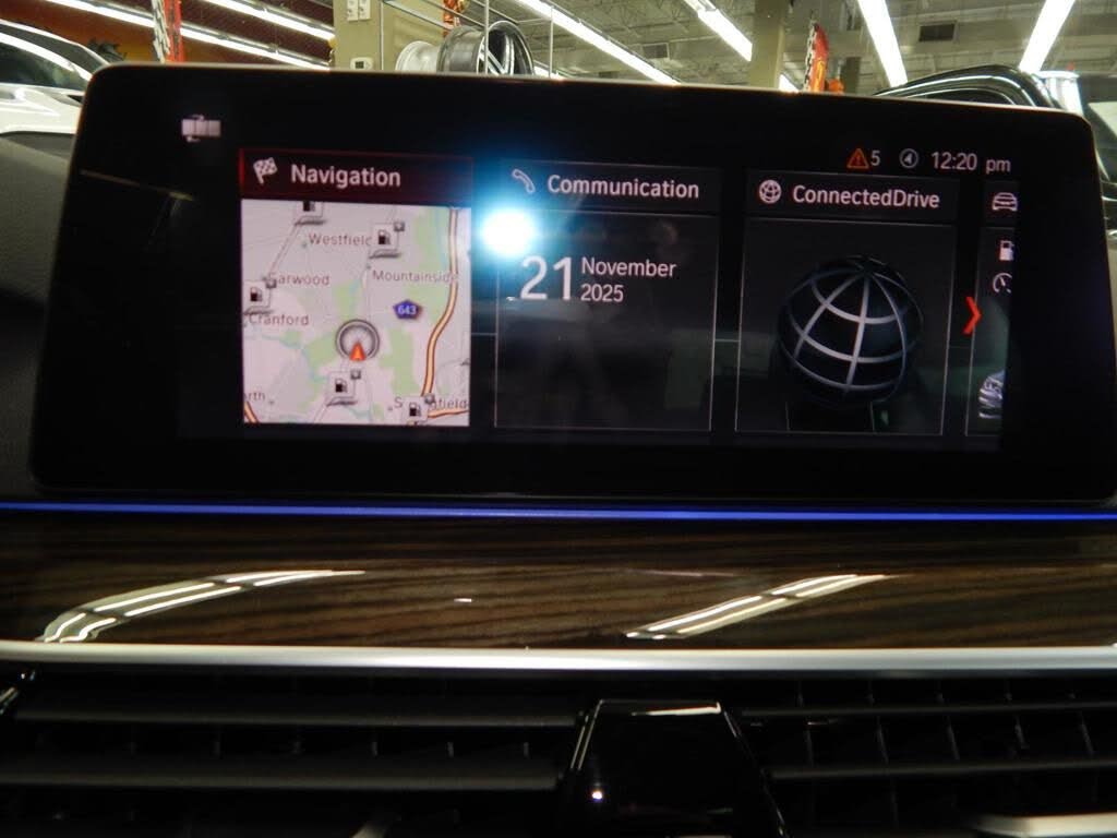 Vehicle view 18