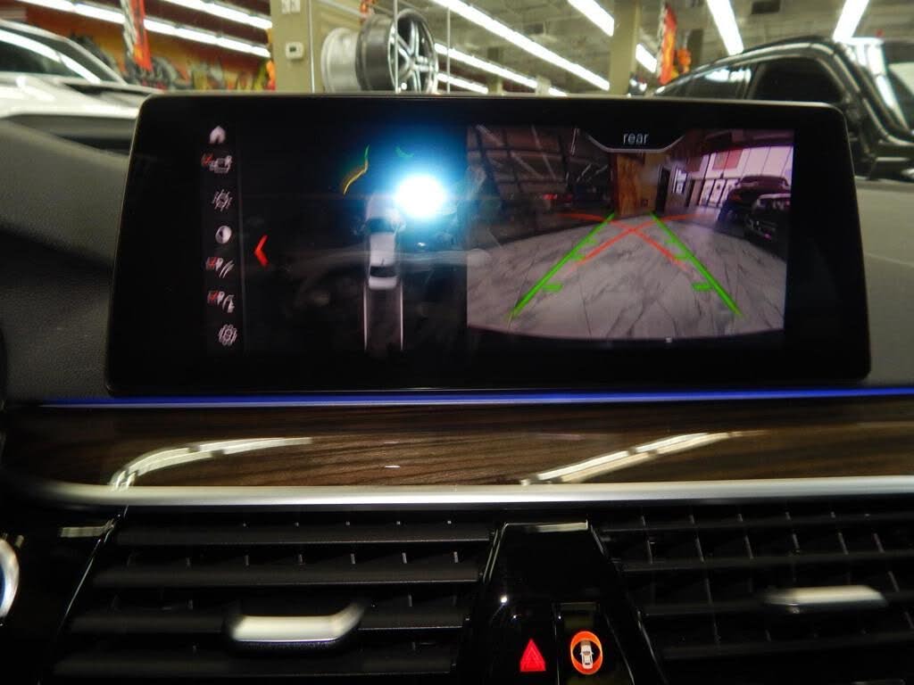 Vehicle view 21