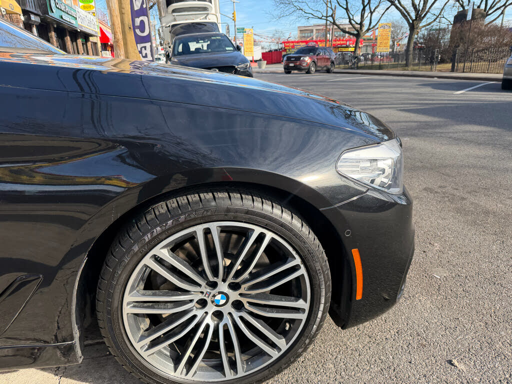 Vehicle view 14