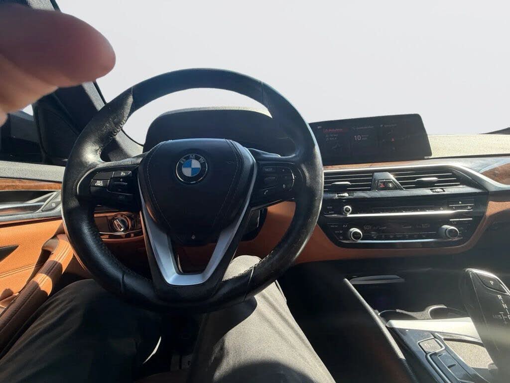 Vehicle view 13