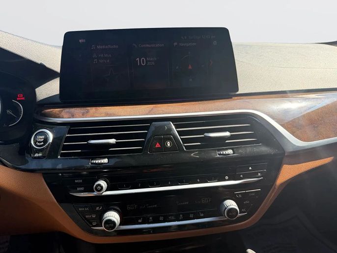 Vehicle view 29