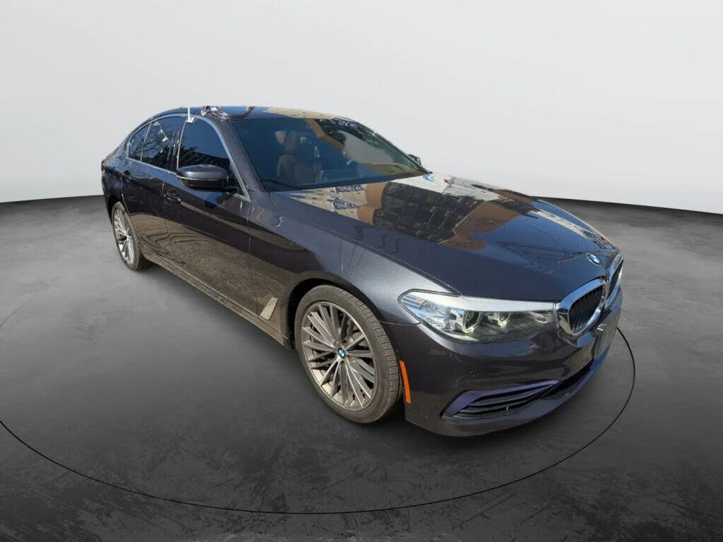 Vehicle view 8